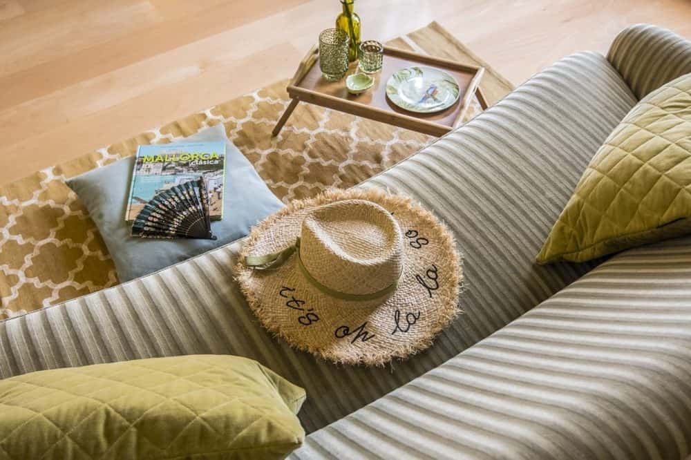 PALMA: EXCLUSIVE CITY APARTMENT WITH PRIVATE LIFT ACCESS IN SANT JAUME 29