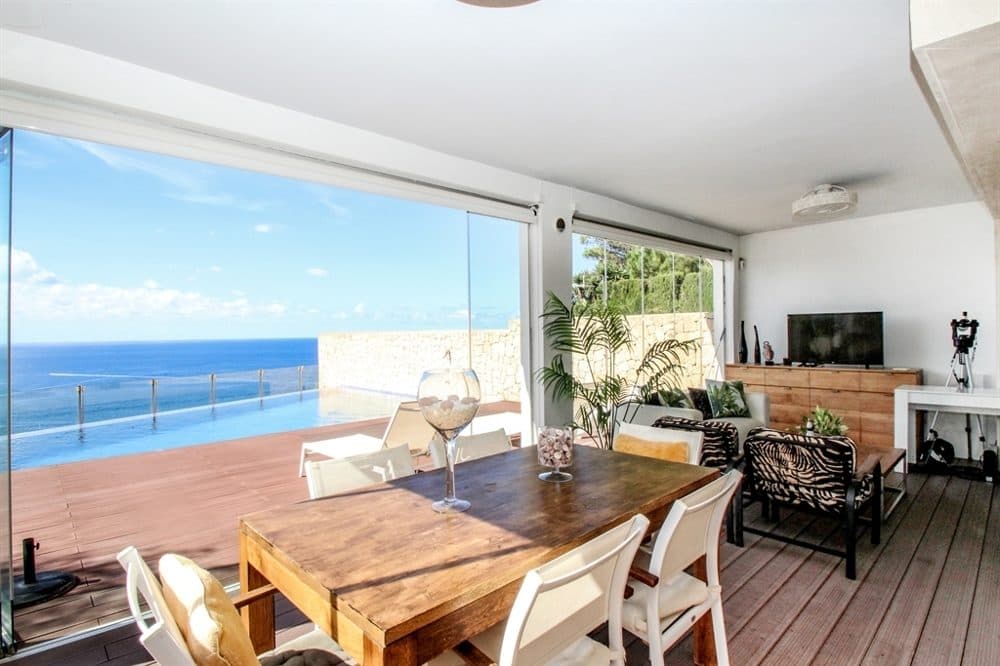 PUIG DE ROS: SEMI-DETACHED HOUSE ON THE FIRST SEA LINE 7