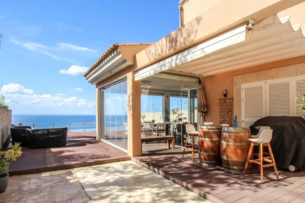 PUIG DE ROS: SEMI-DETACHED HOUSE ON THE FIRST SEA LINE 12