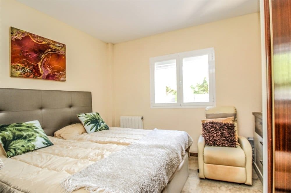 PUIG DE ROS: SEMI-DETACHED HOUSE ON THE FIRST SEA LINE 21
