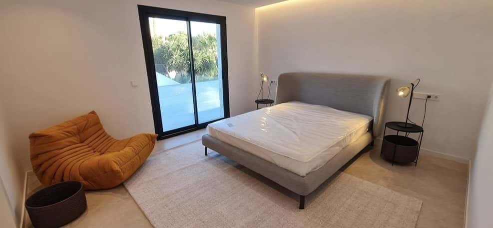 SANTA PONSA: ELEGANT LUXURY VILLA IN A PREMIUM LOCATION 13