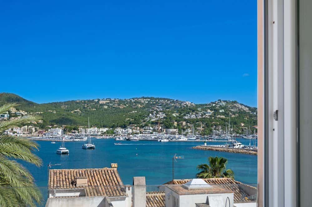 PORT D’ANDRATX: EXCLUSIVE PENTHOUSE WITH ADDITIONAL RESIDENTIAL UNIT AND ROOF TERRACE