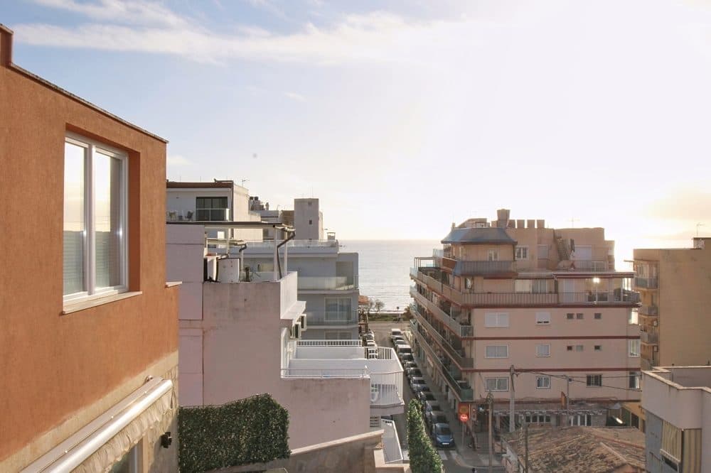 ARENAL: VOLLSTÄNDIG RENOVIERTE WOHNUNG MIT MEERBLICK