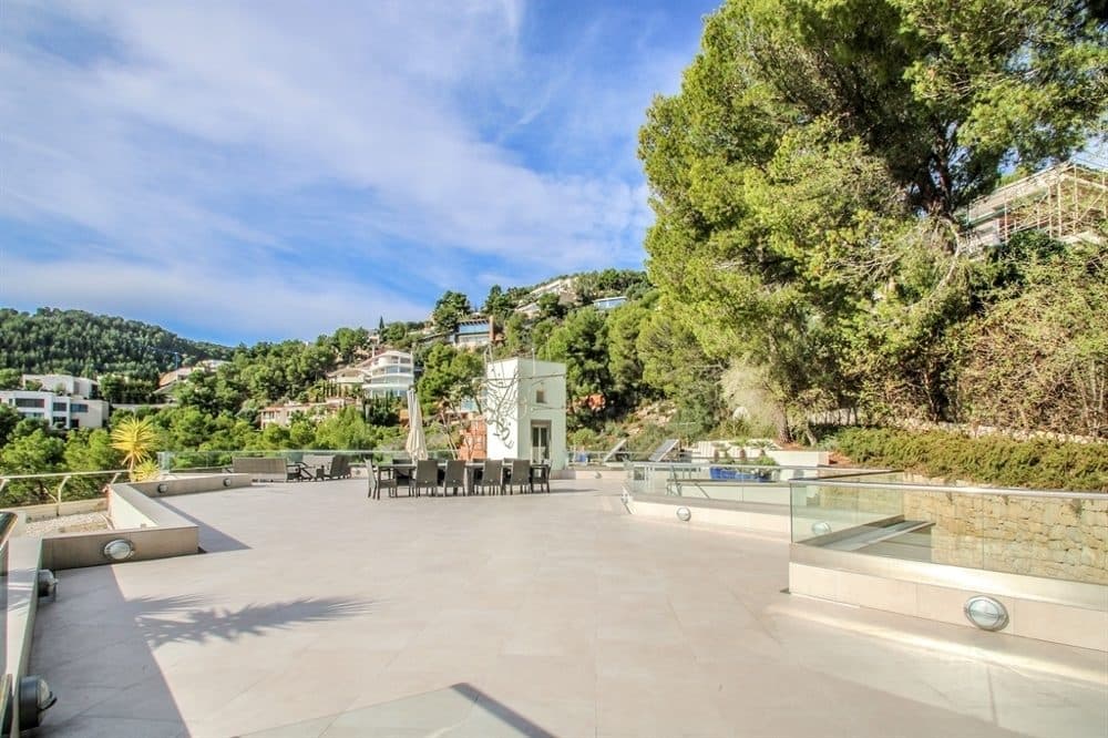 SON VIDA: DESIGNER VILLA WITH SEA VIEW 7