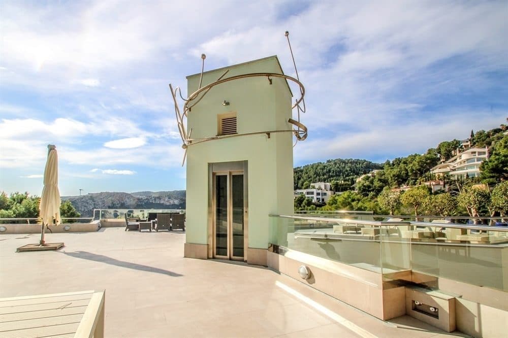 SON VIDA: DESIGNER VILLA WITH SEA VIEW 6