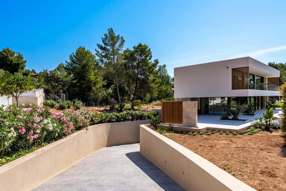 BUNYOLA: PREMIUM NEW-BUILD VILLA 17