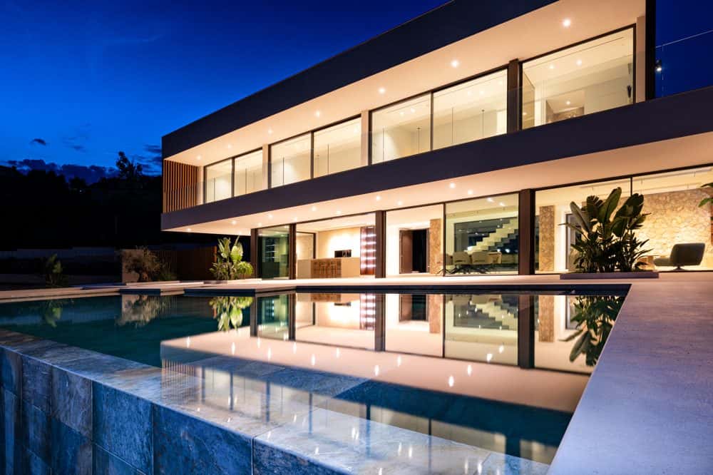 BUNYOLA: PREMIUM NEW-BUILD VILLA