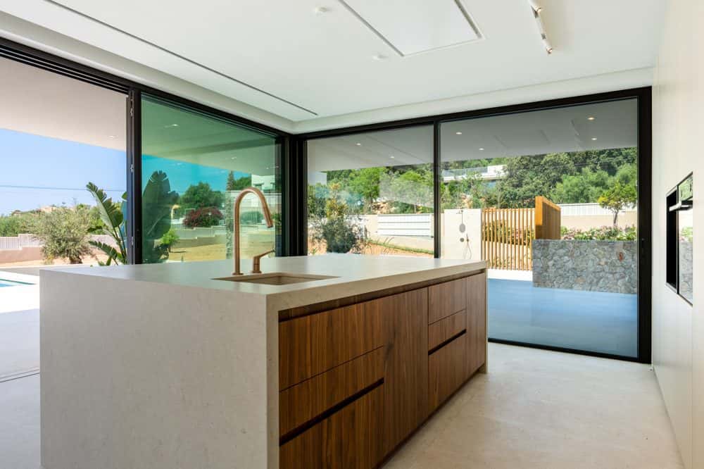 BUNYOLA: PREMIUM NEW-BUILD VILLA 24