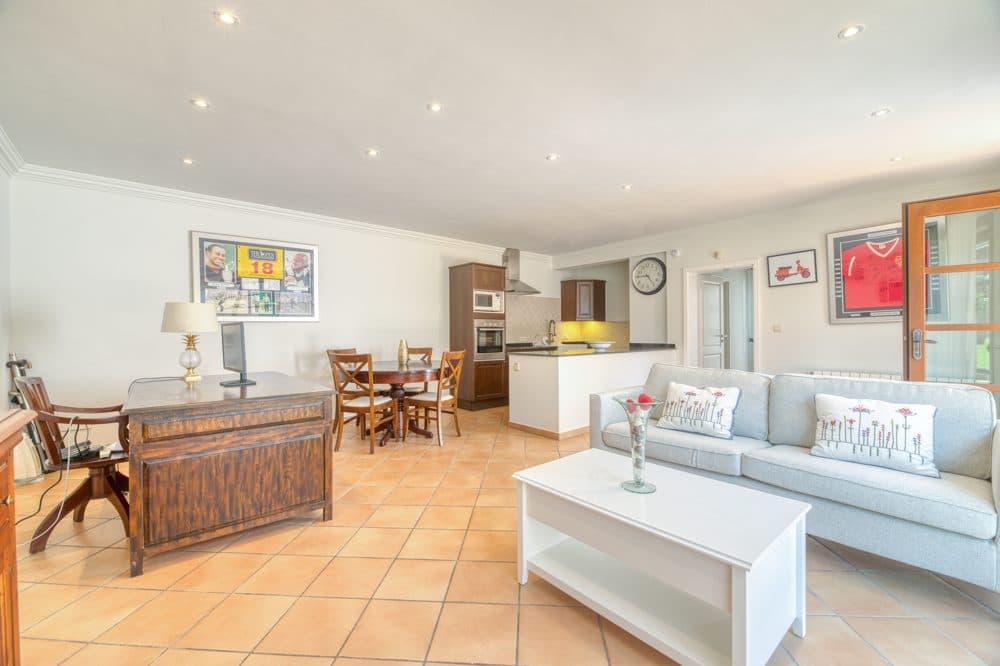 SANTA PONSA: EXCLUSIVE VILLA WITH GUEST HOUSE, 12-METER POOL & EXPANSION POTENTIAL 13
