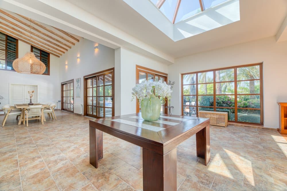 SANTA PONSA: EXCLUSIVE VILLA WITH GUEST HOUSE, 12-METER POOL & EXPANSION POTENTIAL 12