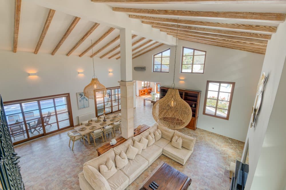 SANTA PONSA: EXCLUSIVE VILLA WITH GUEST HOUSE, 12-METER POOL & EXPANSION POTENTIAL 8