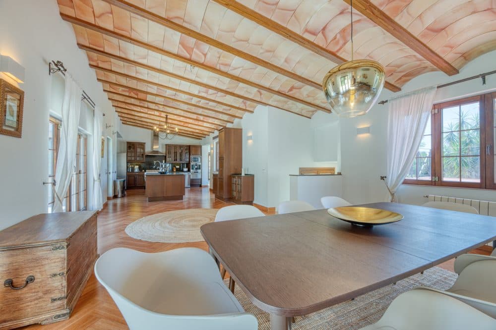 SANTA PONSA: EXCLUSIVE VILLA WITH GUEST HOUSE, 12-METER POOL & EXPANSION POTENTIAL 17