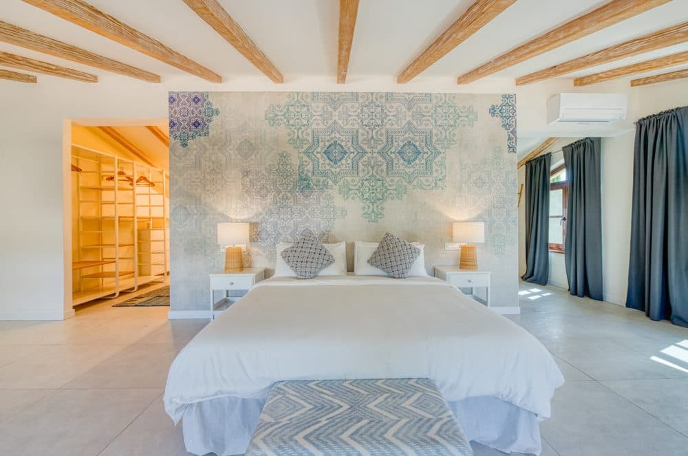 SANTA PONSA: EXCLUSIVE VILLA WITH GUEST HOUSE, 12-METER POOL & EXPANSION POTENTIAL 25