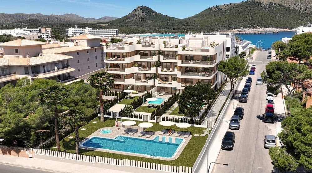 CALA RATJADA: NEWLY BUILT FLATS CLOSE TO THE BEACH