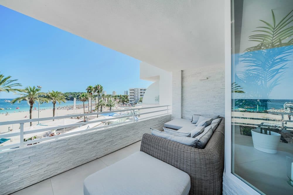 CALVIÀ: APARTAMENT EN UNA RESIDÈNCIA DE DISSENY DIRECTAMENT A LA PLATJA 4