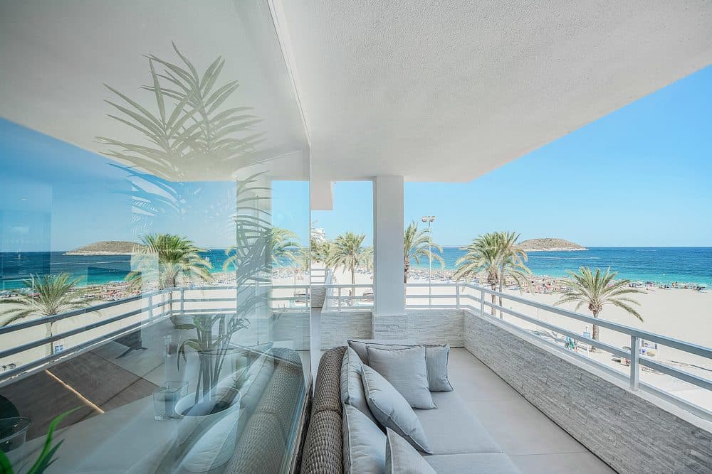 CALVIÀ: APARTAMENT EN UNA RESIDÈNCIA DE DISSENY DIRECTAMENT A LA PLATJA 3