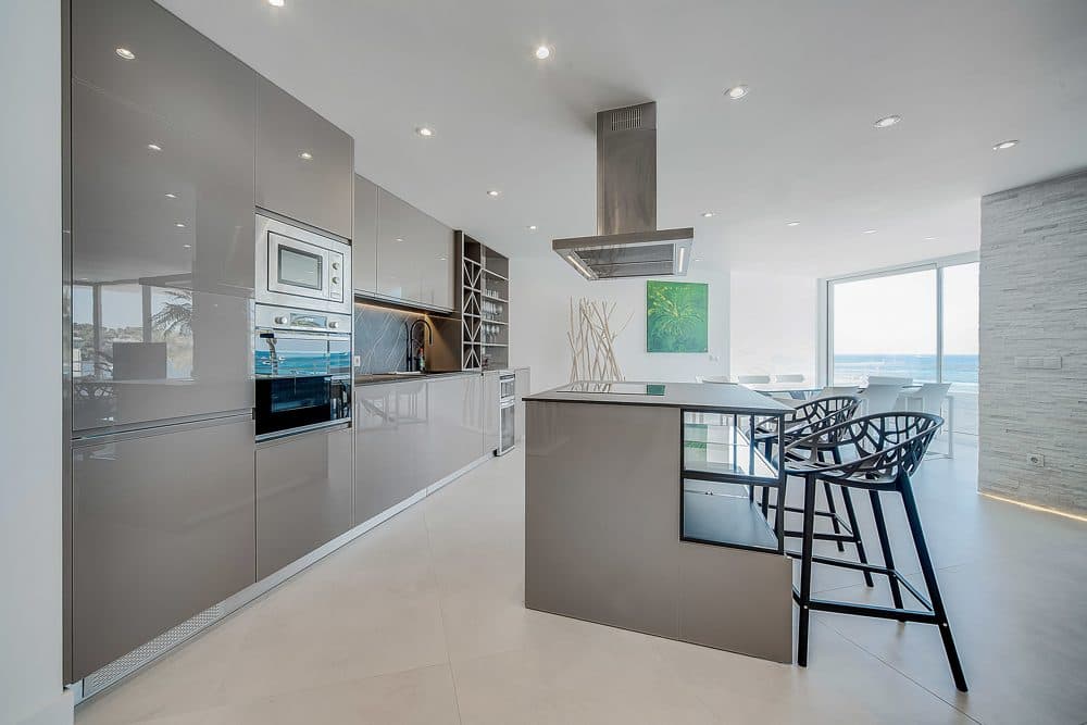 CALVIÀ: APARTAMENT EN UNA RESIDÈNCIA DE DISSENY DIRECTAMENT A LA PLATJA 14