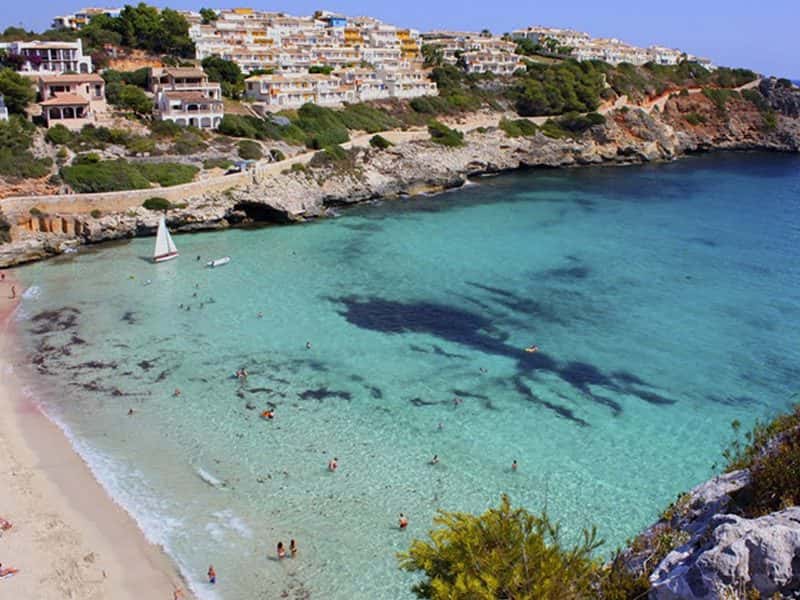 CALA MURADA: APARTMENT READY TO MOVE INTO 2