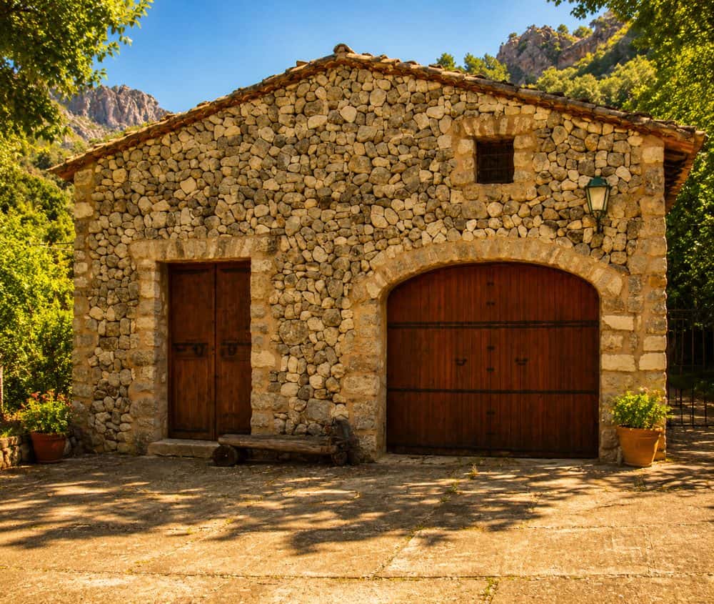 LLUC: FINCA HISTÒRICA ÚNICA AMB 57 HECTÀREES DE TERRENY VERD 14