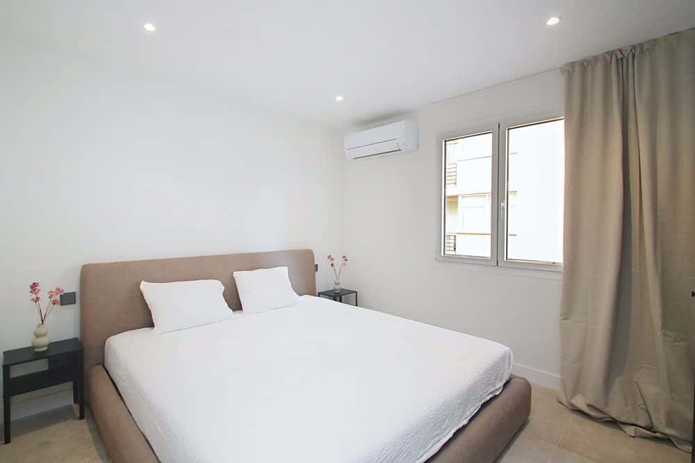 PALMA: RENOVATED APARTMENT WITH LARGE TERRACE 17
