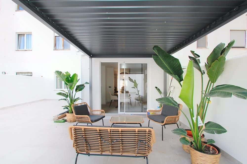 PALMA: RENOVATED APARTMENT WITH LARGE TERRACE 28