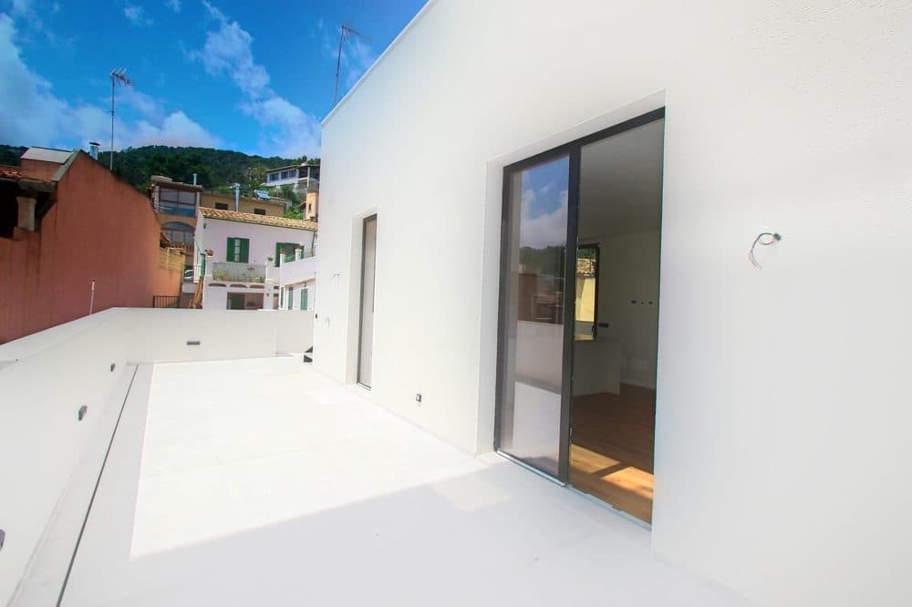 GÉNOVA: NEW BUILD WITH SEA VIEWS AND POOL 26