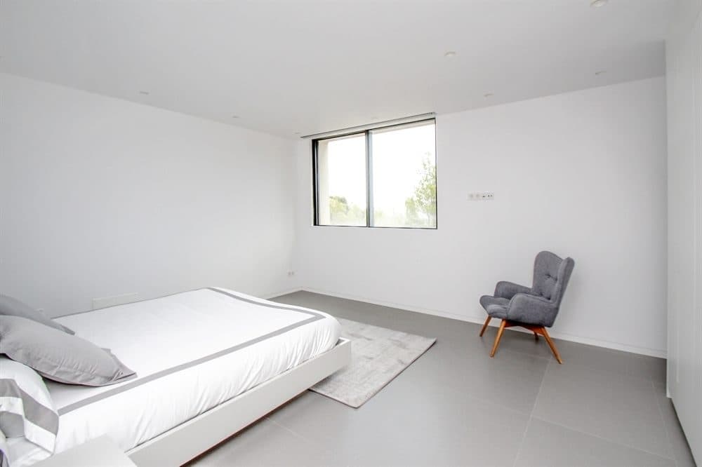 SON VIDA: LUXURIOUS NEW-BUILD VILLA 12