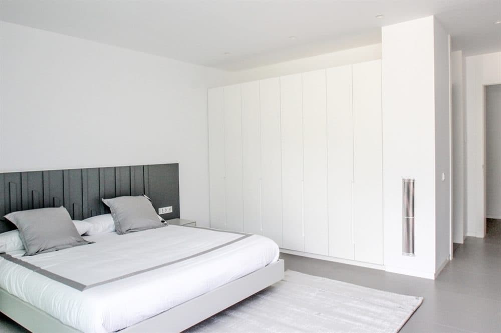 SON VIDA: LUXURIOUS NEW-BUILD VILLA 10