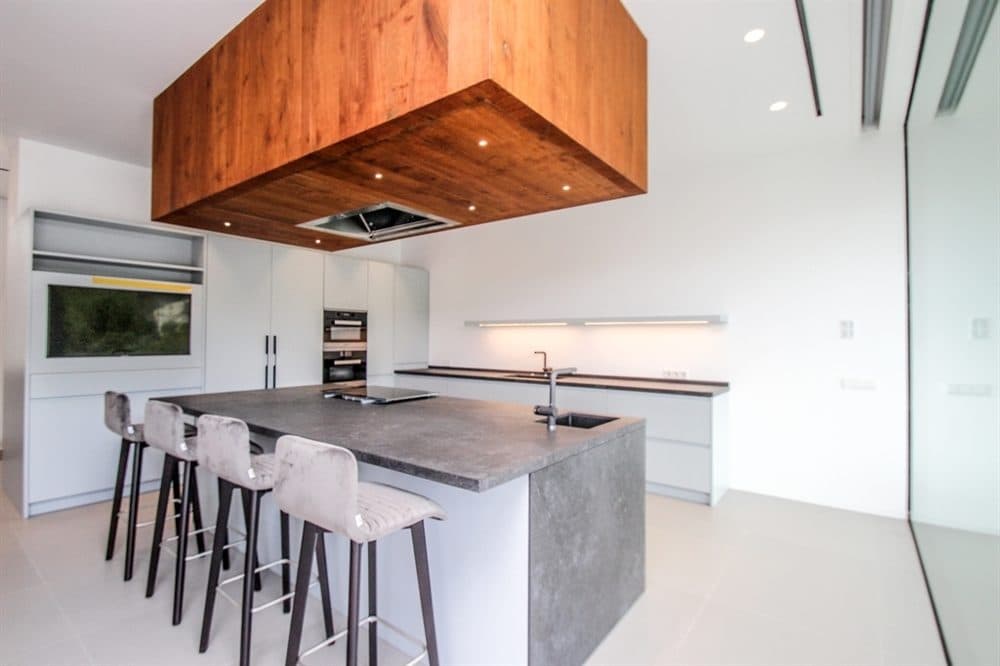 SON VIDA: LUXURIOUS NEW-BUILD VILLA 19