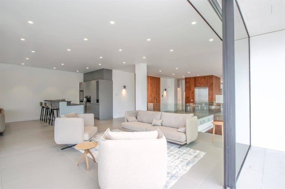 SON VIDA: LUXURIOUS NEW-BUILD VILLA 25