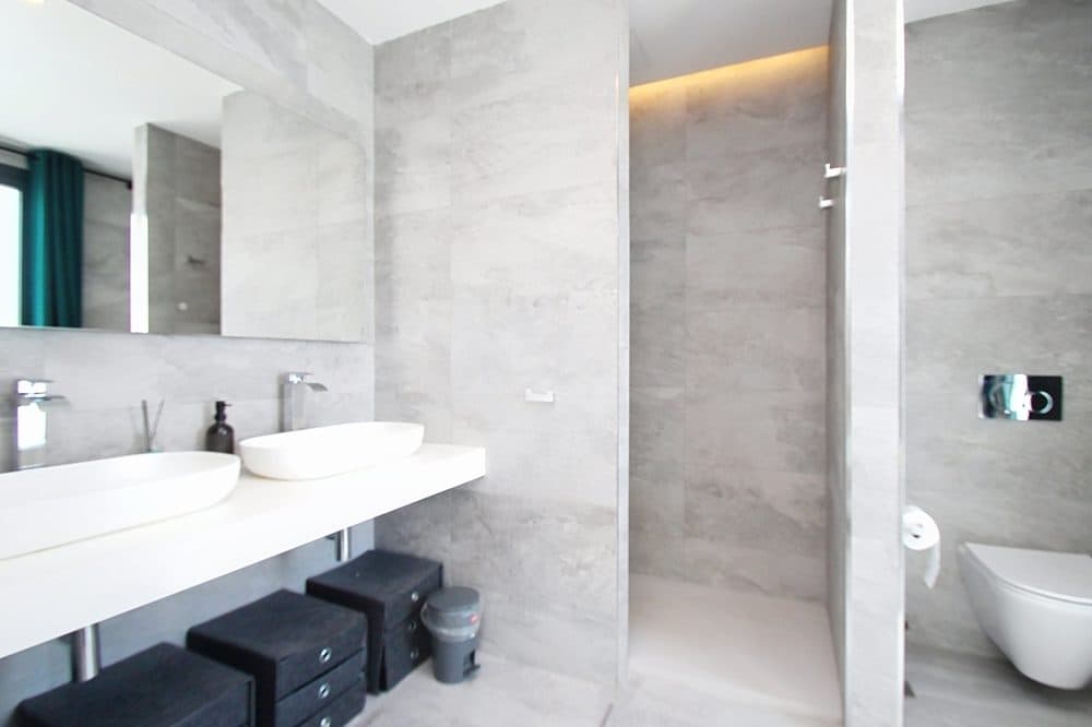 PUIG DE ROS: MODERN SEMI-DETACHED HOUSE WITH SALTWATER POOL 18