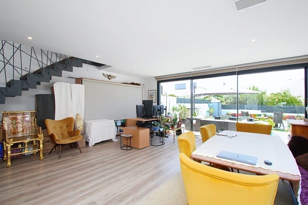 PUIG DE ROS: MODERN SEMI-DETACHED HOUSE WITH SALTWATER POOL 8