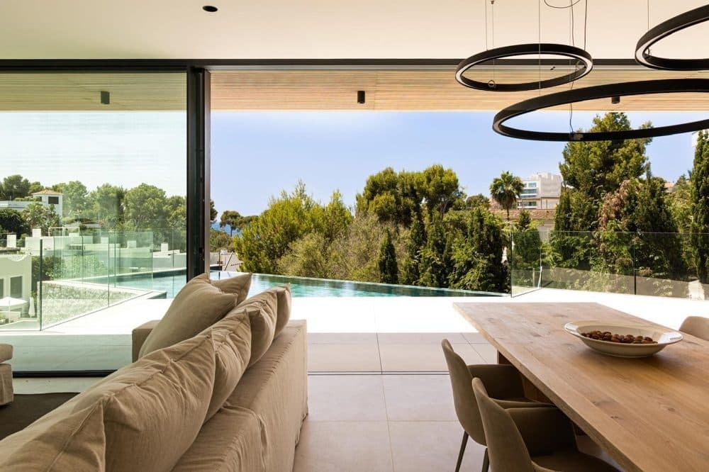 PORTALS NOUS: NEW BUILD VILLA 150M FROM THE SANDY BEACH 9