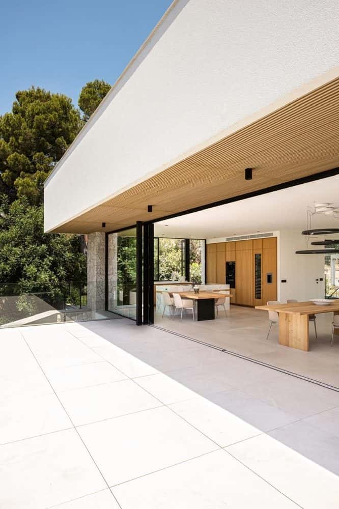PORTALS NOUS: NEW BUILD VILLA 150M FROM THE SANDY BEACH 4