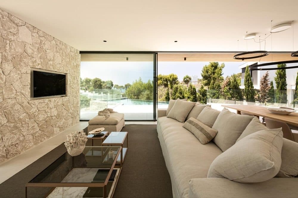 PORTALS NOUS: NEW BUILD VILLA 150M FROM THE SANDY BEACH 10