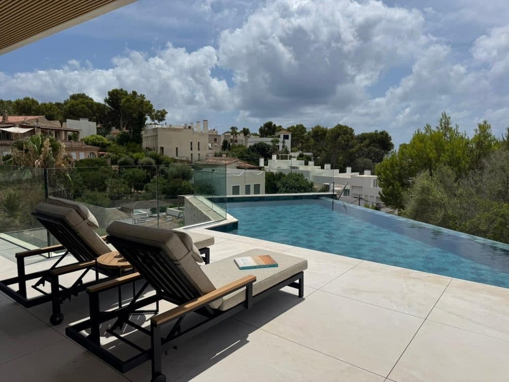 PORTALS NOUS: NEW BUILD VILLA 150M FROM THE SANDY BEACH 19