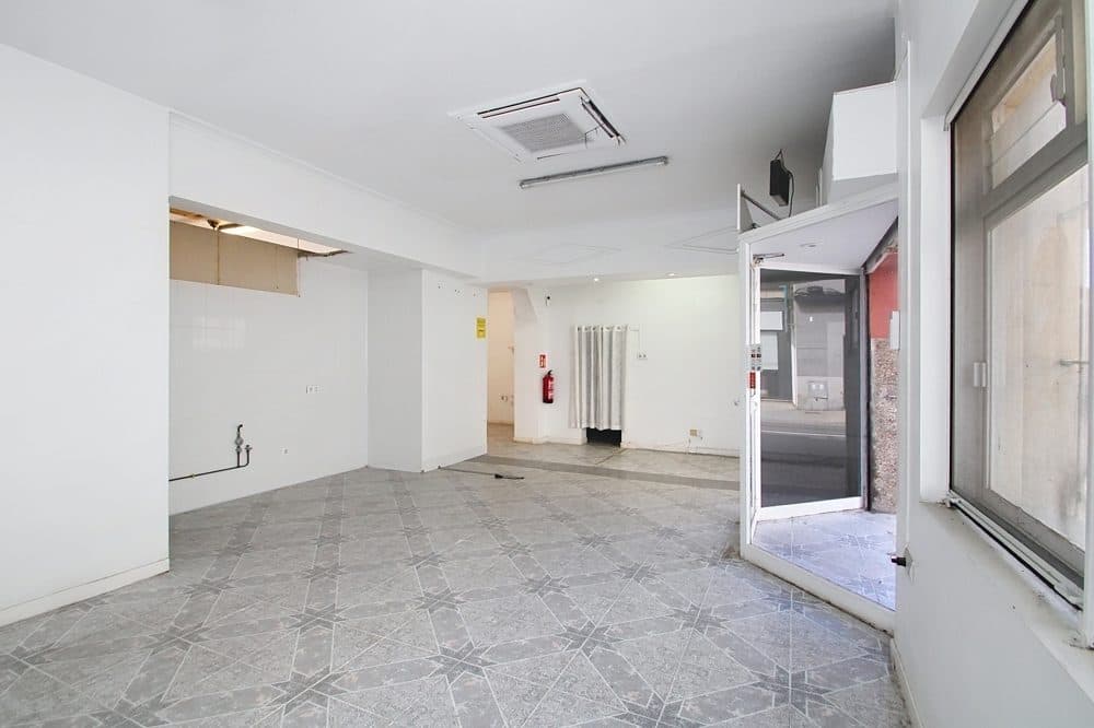 PORTIXOL: INVESTMENT OPPORTUNITY IN AN EXCLUSIVE SEASIDE LOCATION 27