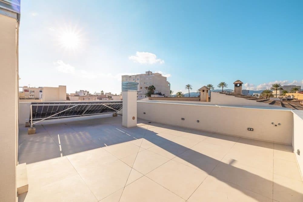 PORTIXOL: HIGH-END NEW-BUILD TOWNHOUSE IN PRIME LOCATION 11