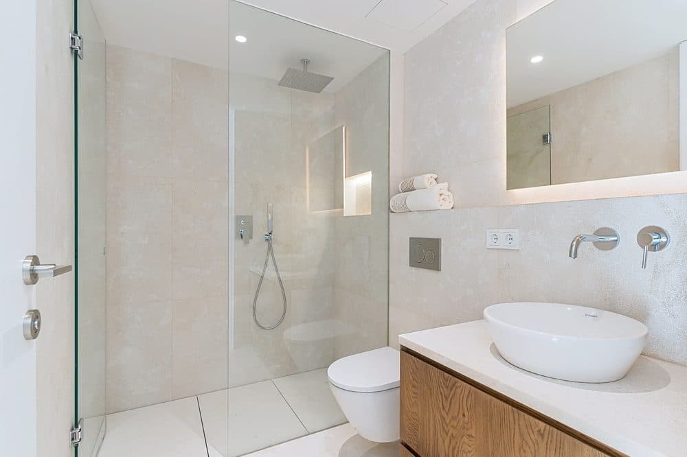 SON VIDA: DESIGN VILLA WITH PANORAMIC LOCATION 15