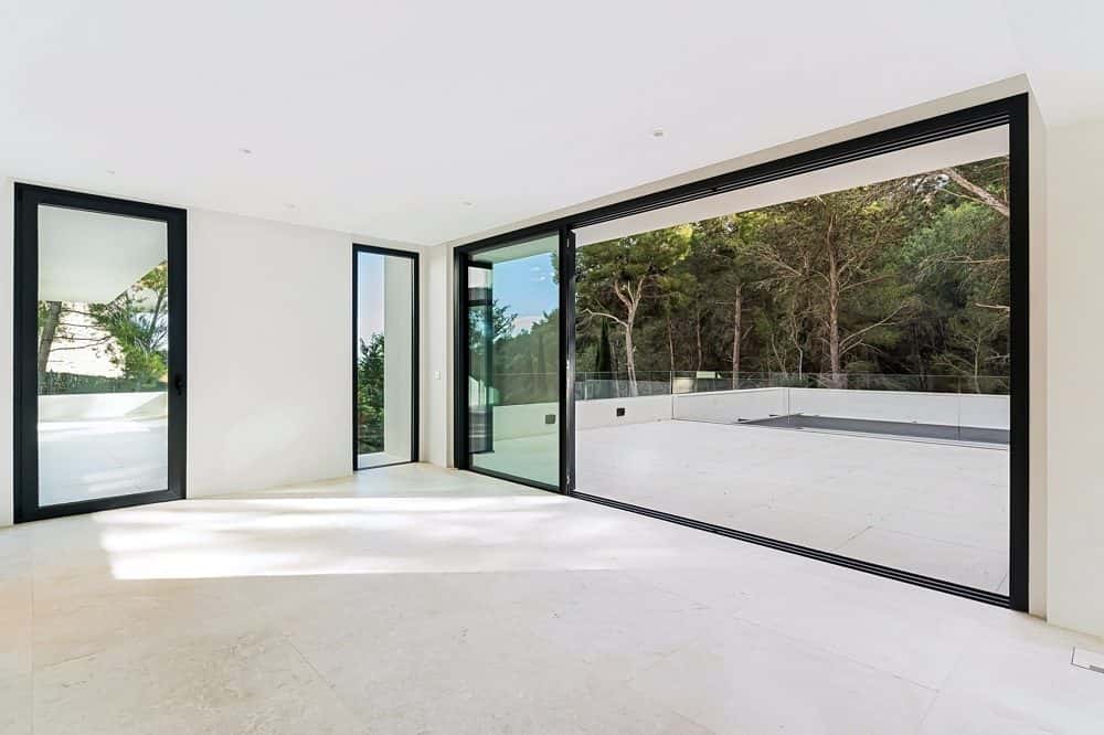 SON VIDA: DESIGN VILLA WITH PANORAMIC LOCATION 11