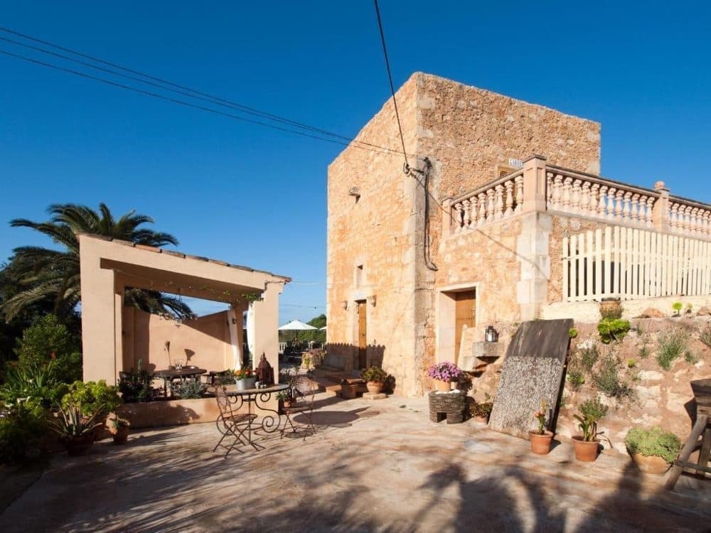 SES SALINES: CHARMANTES AGROTURISMO-HOTEL IN EINER HISTORISCHEN WASSERMÜHLE 2
