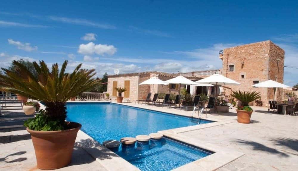 SES SALINES: CHARMANTES AGROTURISMO-HOTEL IN EINER HISTORISCHEN WASSERMÜHLE