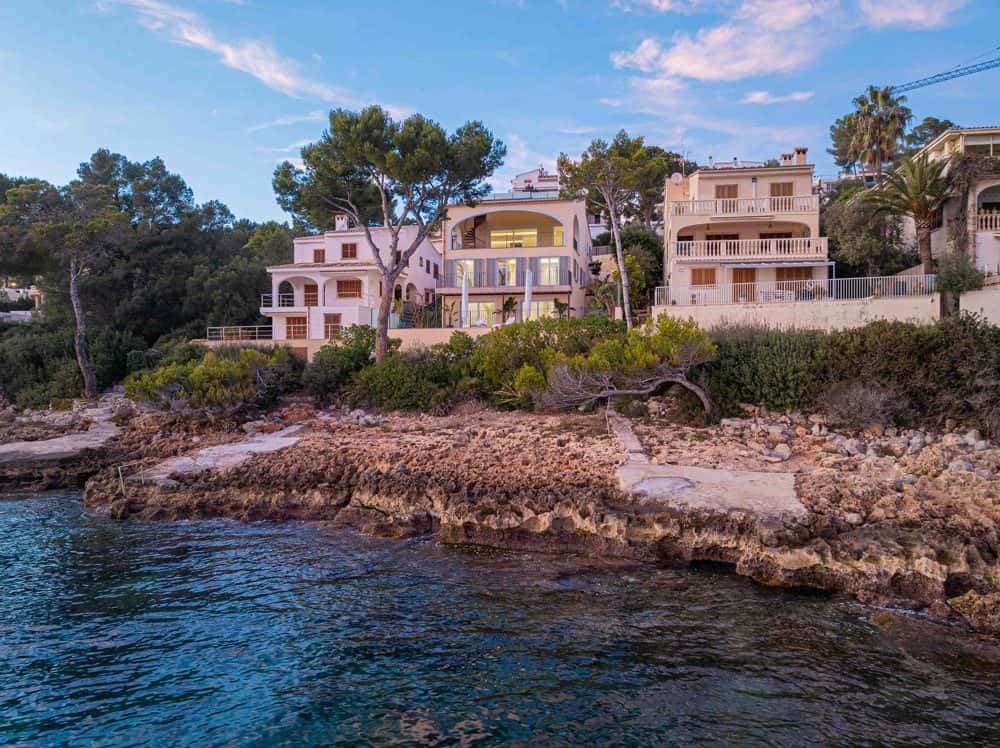 ALCUDIA: PANORAMIC VILLA WITH SEA ACCESS