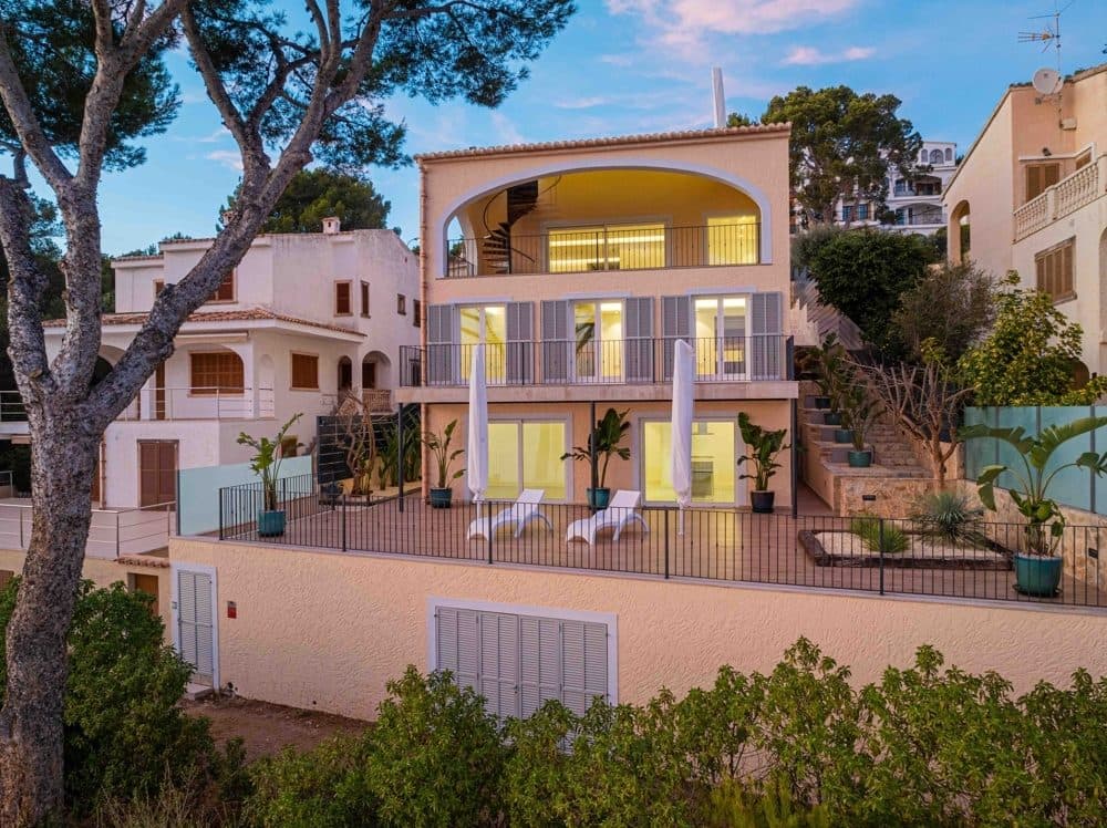 ALCUDIA: PANORAMIC VILLA WITH SEA ACCESS 2