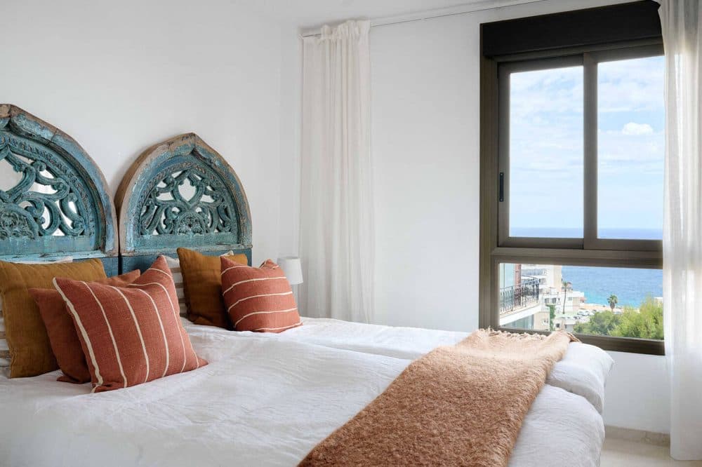 CALA MAJOR: MODERN PENTHOUSE WITH PANORAMIC VIEWS AND ROOF TERRACE 11
