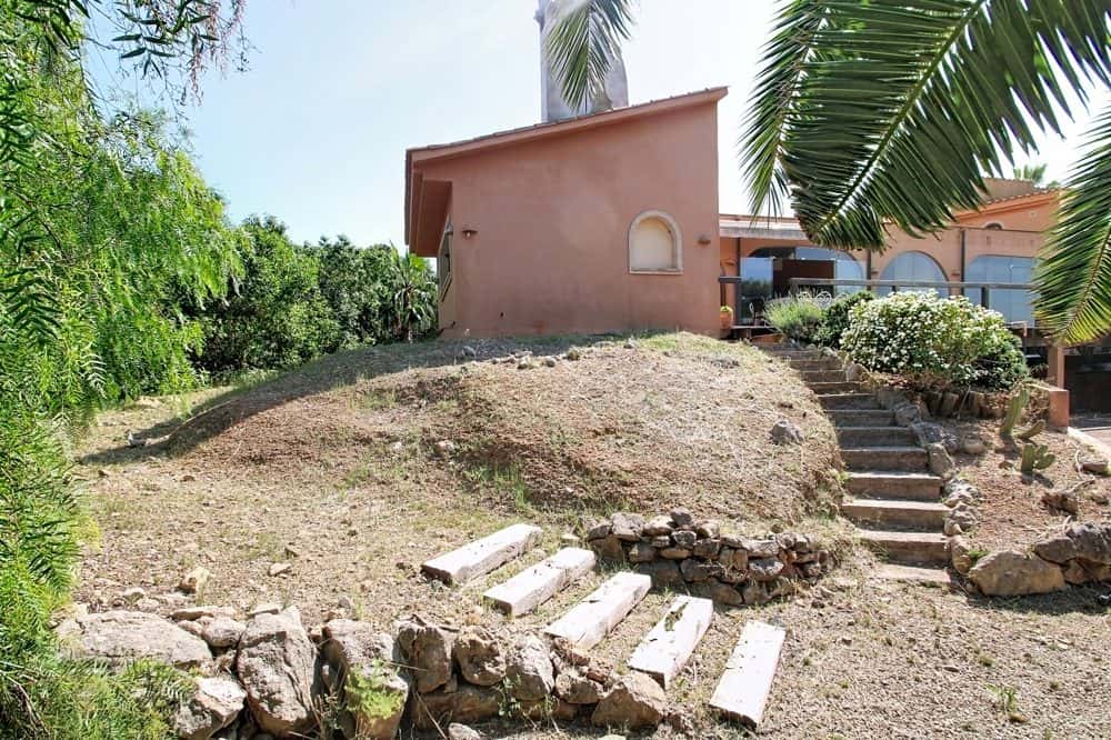 SANTA PONSA: DETACHED HOUSE WITH POTENTIAL IN A PRIME LOCATION 26