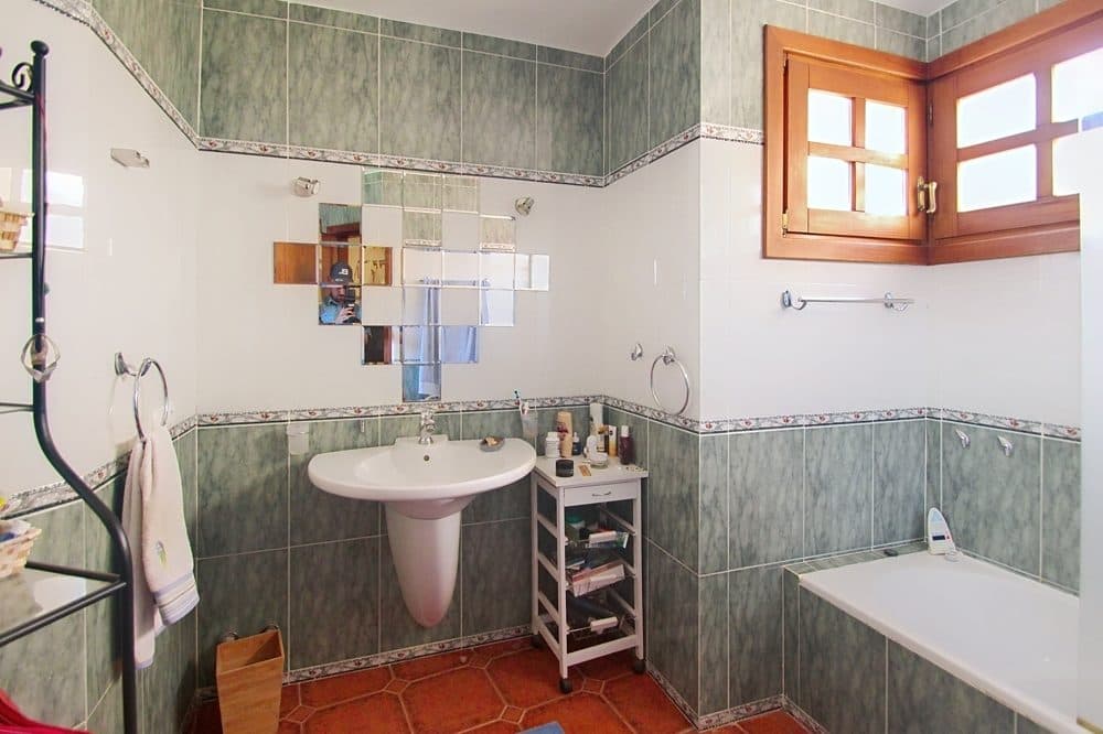 SANTA PONSA: DETACHED HOUSE WITH POTENTIAL IN A PRIME LOCATION 18