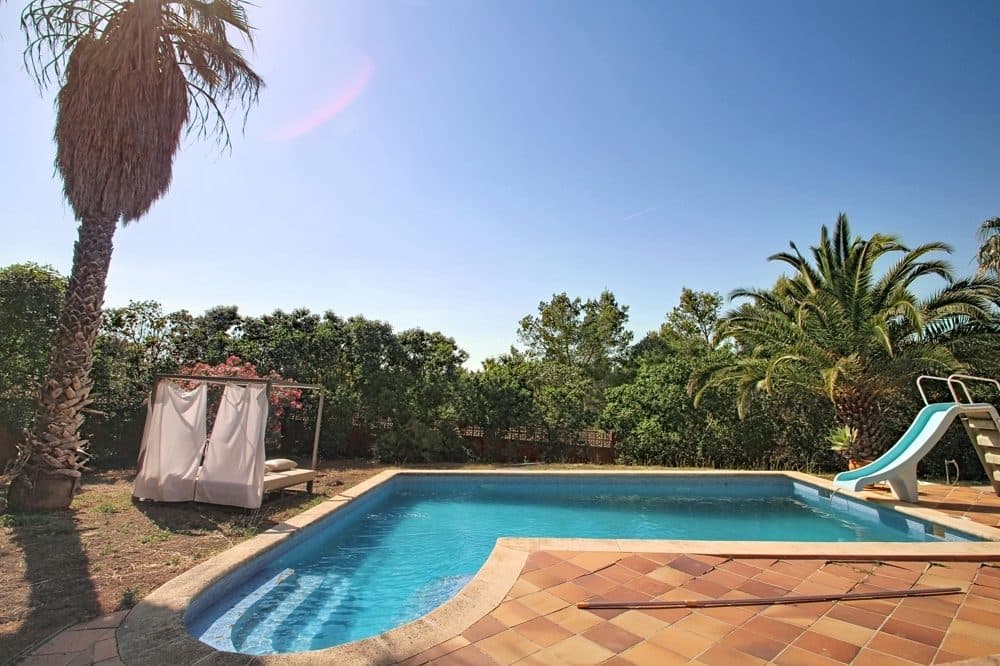 SANTA PONSA: DETACHED HOUSE WITH POTENTIAL IN A PRIME LOCATION 2