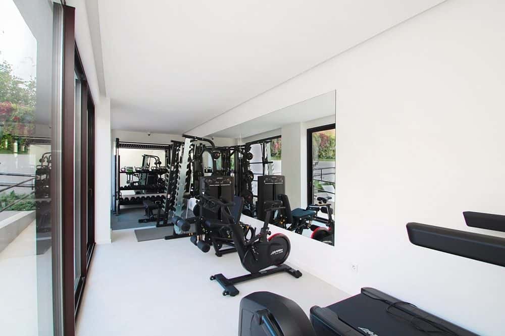 PALMA: EXCLUSIVE LUXURY RESIDENTIAL UNITS IN PRIME LOCATION IN SANTA CATALINA. 24