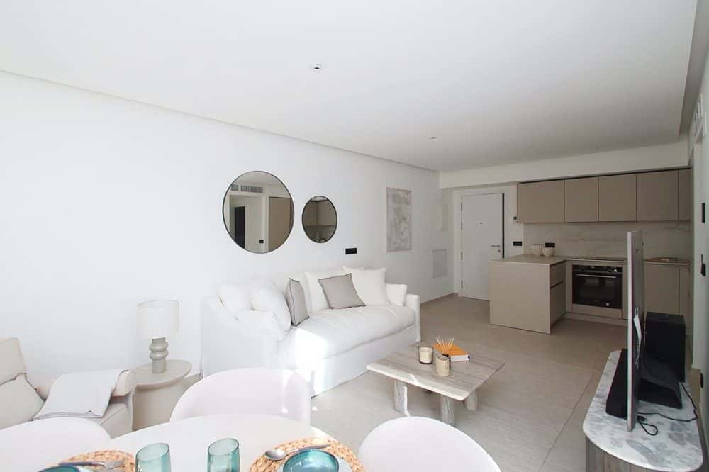 PALMA: EXCLUSIVE LUXURY RESIDENTIAL UNITS IN PRIME LOCATION IN SANTA CATALINA. 4